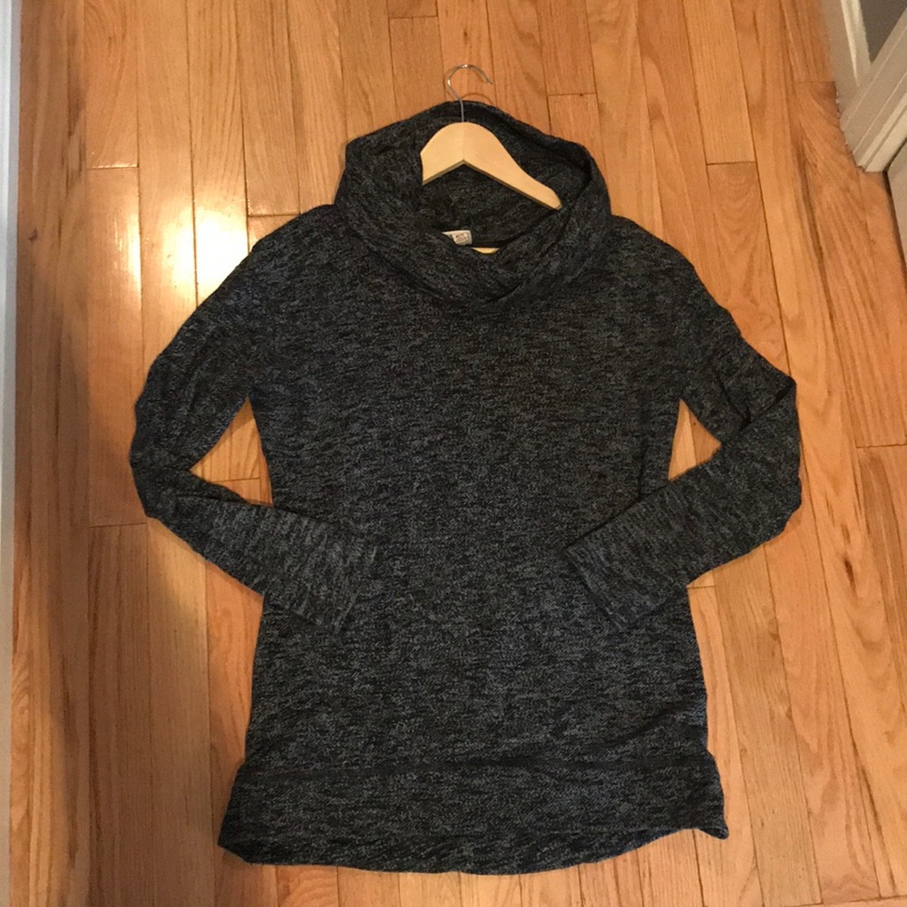 Cowel neck tunic sweatshirt